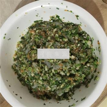 香菇青菜虾肉水饺的做法步骤5
