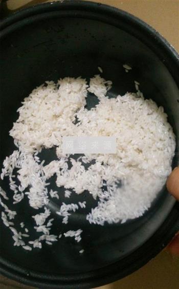 海鲜玉米粥的做法步骤1