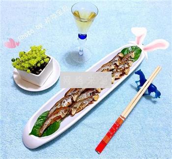 香煎刀鲚鱼的做法步骤5