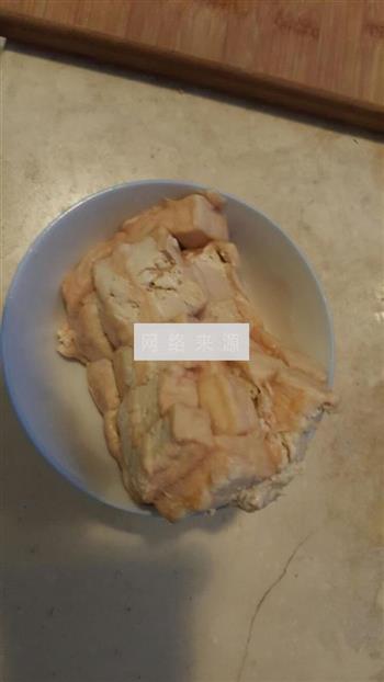 臭豆腐炖鲫鱼的做法步骤2
