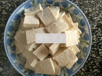 小葱酱香豆腐的做法步骤2