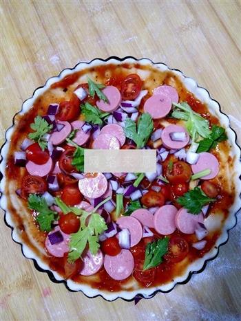 薄脆底香肠披萨的做法图解5