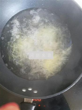 芹菜土豆丝汤的做法步骤3