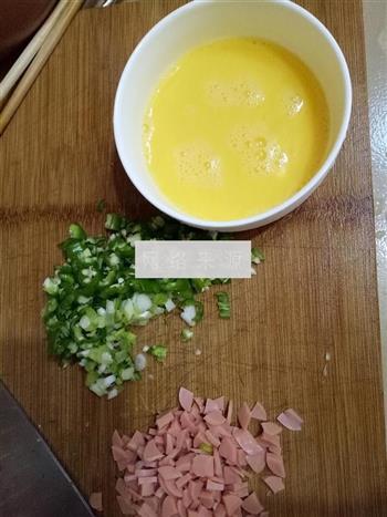 青椒火腿蛋炒饭的做法步骤2