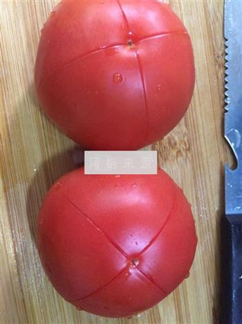 番茄炒蛋盖饭的做法步骤1