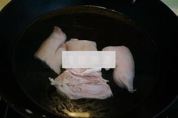 黄豆猪脚汤的做法步骤4