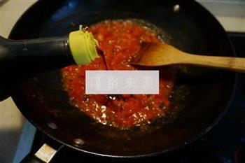 西红柿炒鸡蛋的做法步骤11