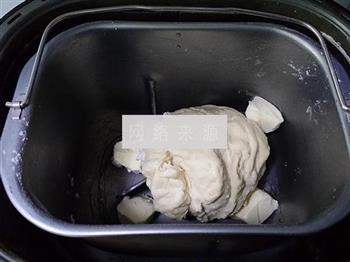奶香紫薯面包的做法步骤2