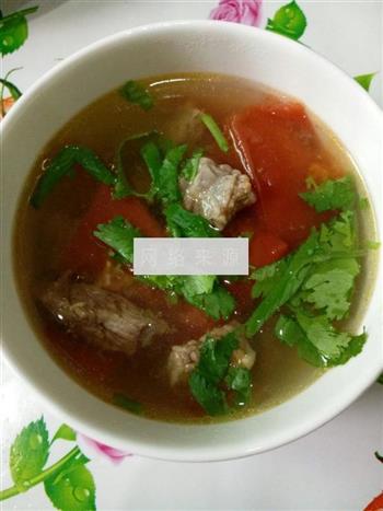 电饭煲炖西红柿牛肉汤的做法图解2