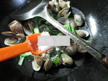 小白菜炒花蛤的做法步骤8