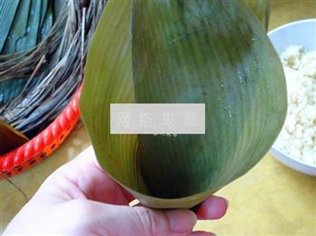 广式枧水粽的做法图解5