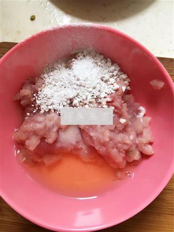 肉沫豇豆的做法步骤2