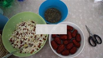 北方糯米红枣蜜豆粽的做法步骤1