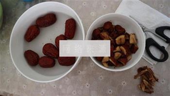 北方糯米红枣蜜豆粽的做法步骤2