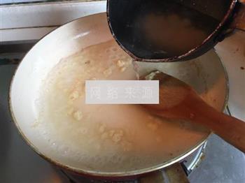 奶油蘑菇浓汤的做法步骤5
