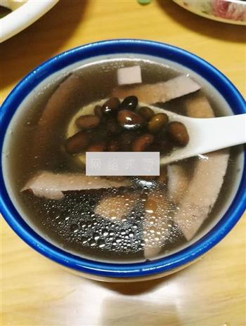 牛尾巴炖椰子黑豆汤的做法图解11