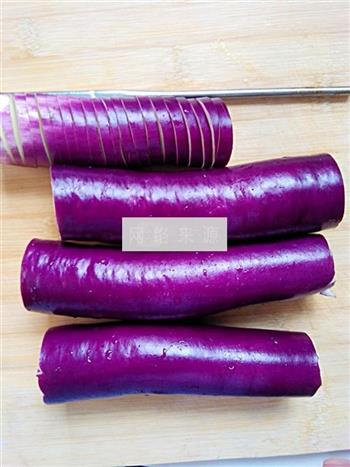 油爆蒜蓉紫长茄的做法步骤1
