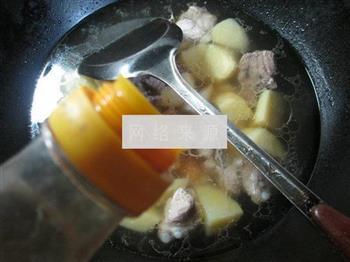 土豆烧排骨的做法步骤5