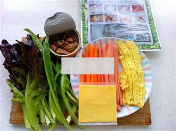 金枪鱼紫菜包饭的做法步骤1
