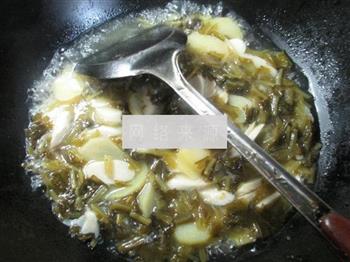 雪菜鞭笋煮土豆的做法步骤7