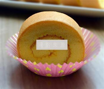 原味蛋糕卷的做法步骤23