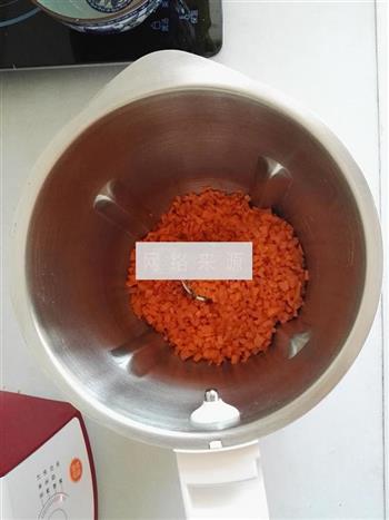 胡萝卜面葱花饼的做法步骤3