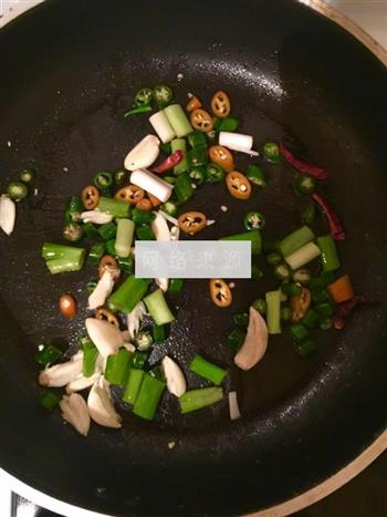 腊肉菜花的做法步骤4