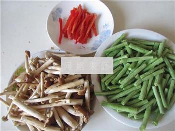 茶树菇炒豆角的做法步骤1