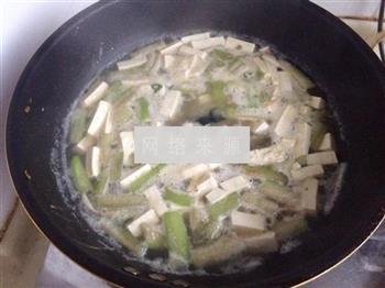 丝瓜皮蛋豆腐汤的做法图解11