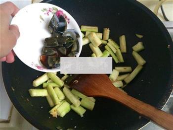 丝瓜皮蛋豆腐汤的做法步骤7
