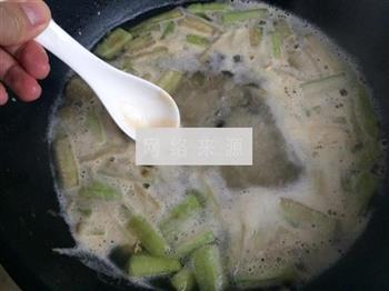 丝瓜皮蛋豆腐汤的做法图解9