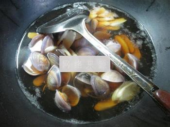 鞭笋圆蛤汤的做法图解8