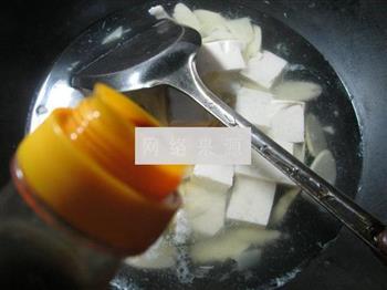 咸肉鞭笋豆腐汤的做法图解7