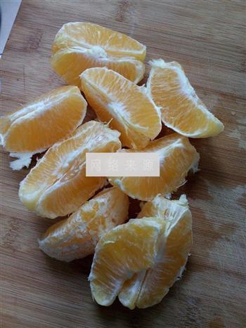 橙子梨汁的做法图解1
