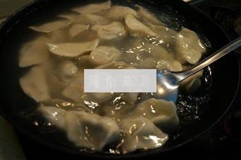 圆白菜猪肉饺子的做法步骤12