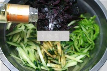 紫苏叶大拌菜的做法步骤7