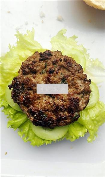 牛肉蔬菜汉堡的做法步骤4