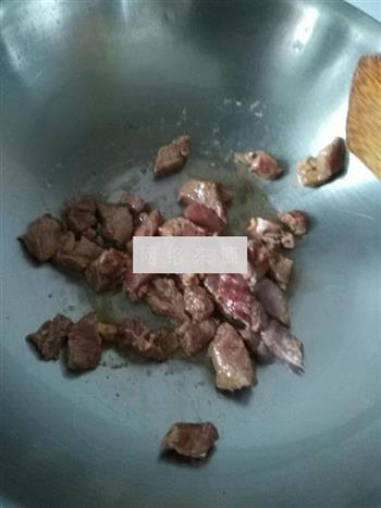 青椒牛肉粒的做法步骤4