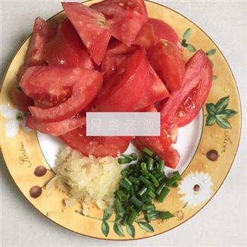 西红柿炒茄子的做法步骤3