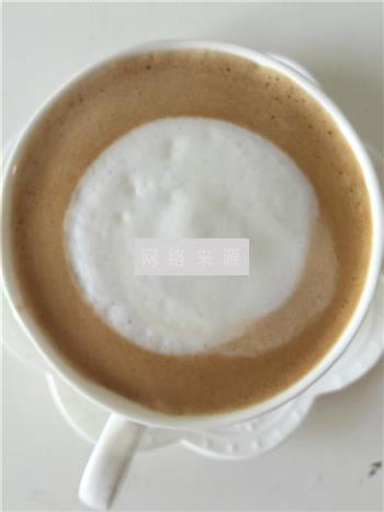 卡布基诺拉花咖啡的做法图解5