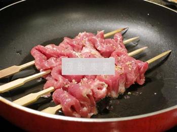 香煎牛肉串的做法图解4