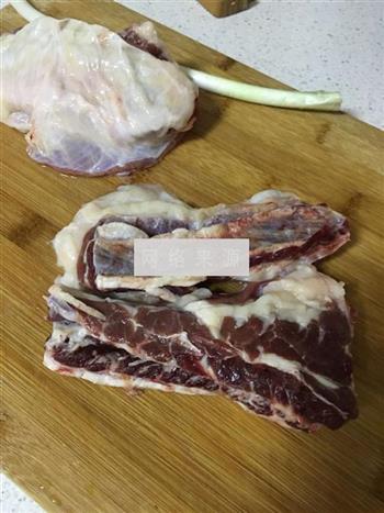 私房红烧牛肉面的做法步骤1