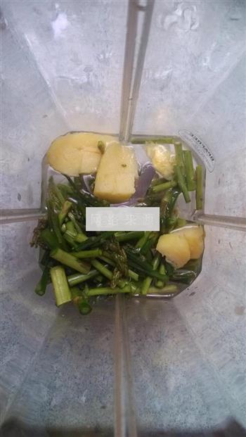 芦笋浓汤的做法步骤2