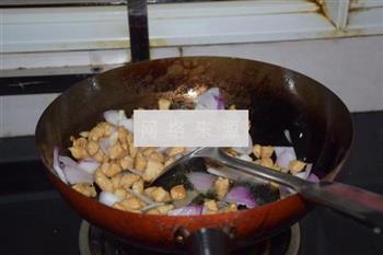土豆烧鸡丁的做法步骤4