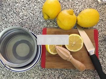 薄荷蜂蜜柠檬汁的做法步骤3