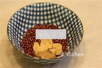 红豆沙龟苓膏的做法图解1