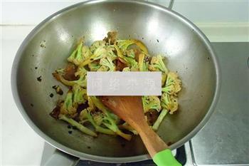 腊肉豆豉炒菜花的做法图解7