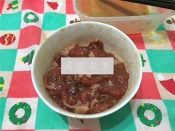 红椒莴笋炒牛肉的做法图解6