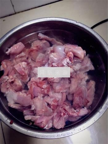 红烧兔肉焖土豆的做法图解1