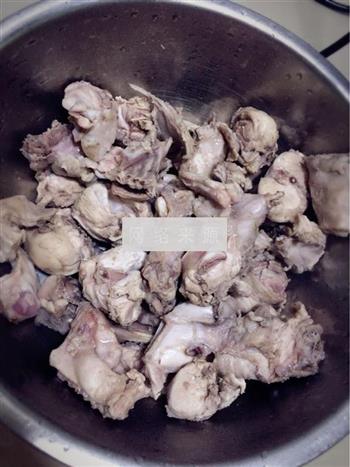 红烧兔肉焖土豆的做法步骤3